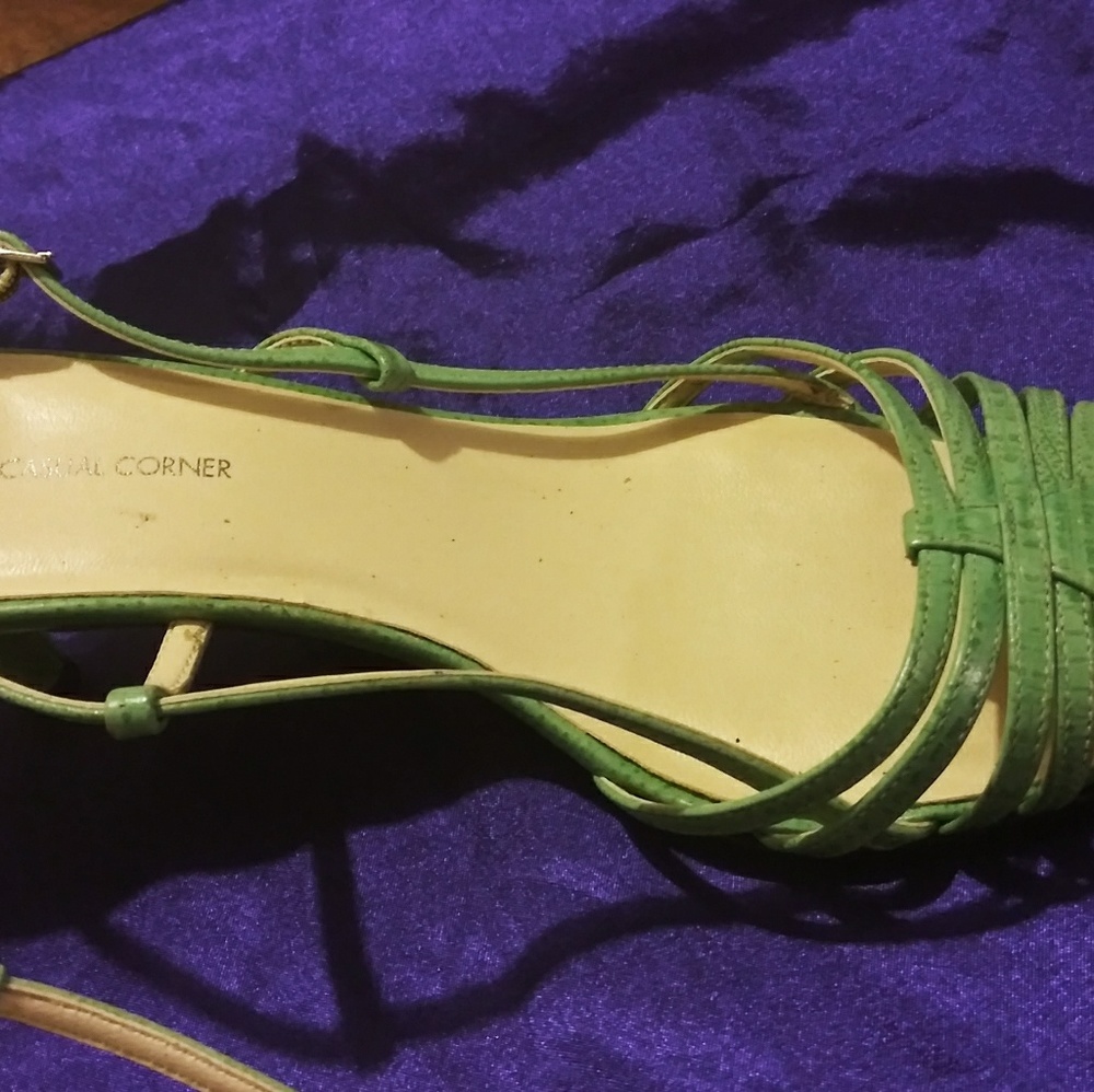 Casual corner shoes - Picture 1 of 3
